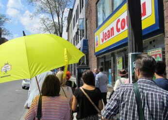LES GOÛTS DE LA MAIN; UN EMBLÈME DE MONTRÉAL